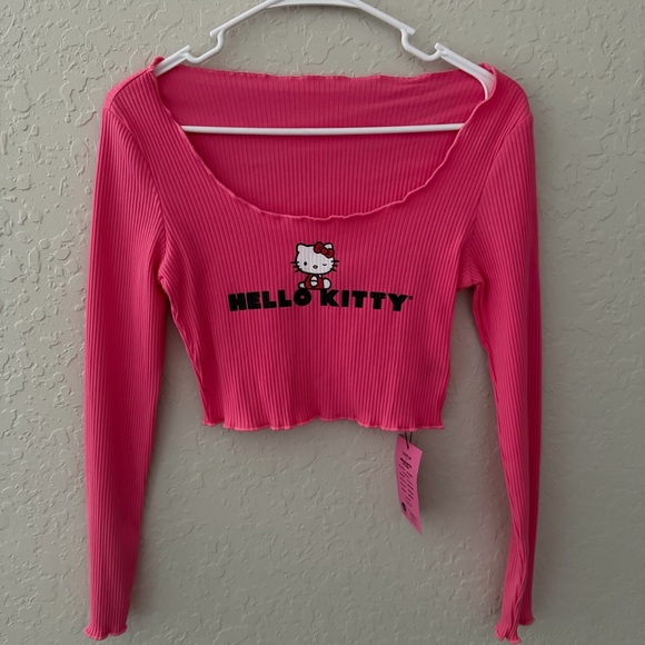 Hello Kitty Pink Ribbed Crop Top - Picture 3 of 5